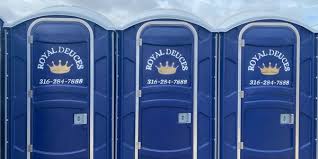 Best Deluxe Portable Toilet Rental  in Stinnett, TX